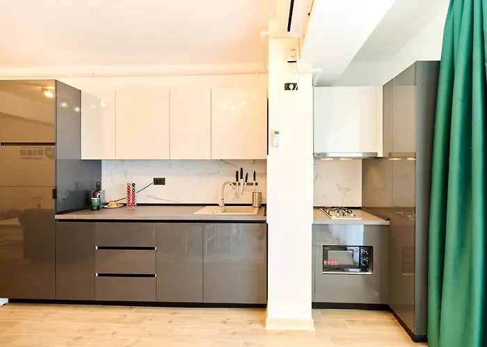 Niko Infinity مامايا